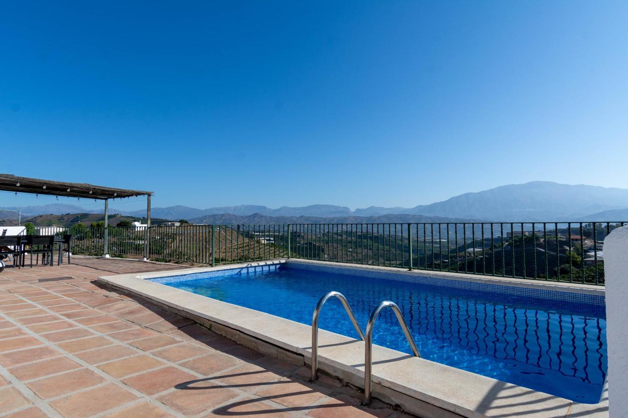 Villa Portillo Iznate Exterior photo