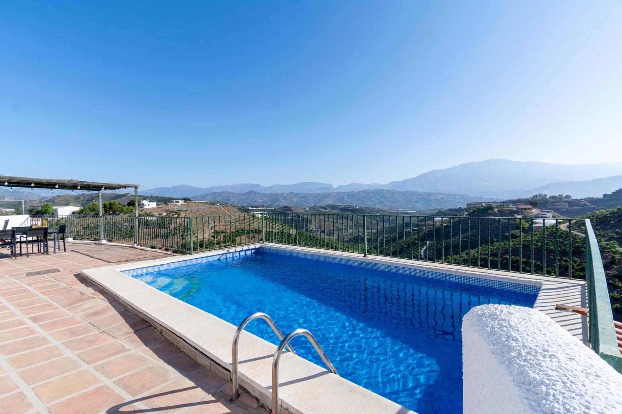 Villa Portillo Iznate Exterior photo