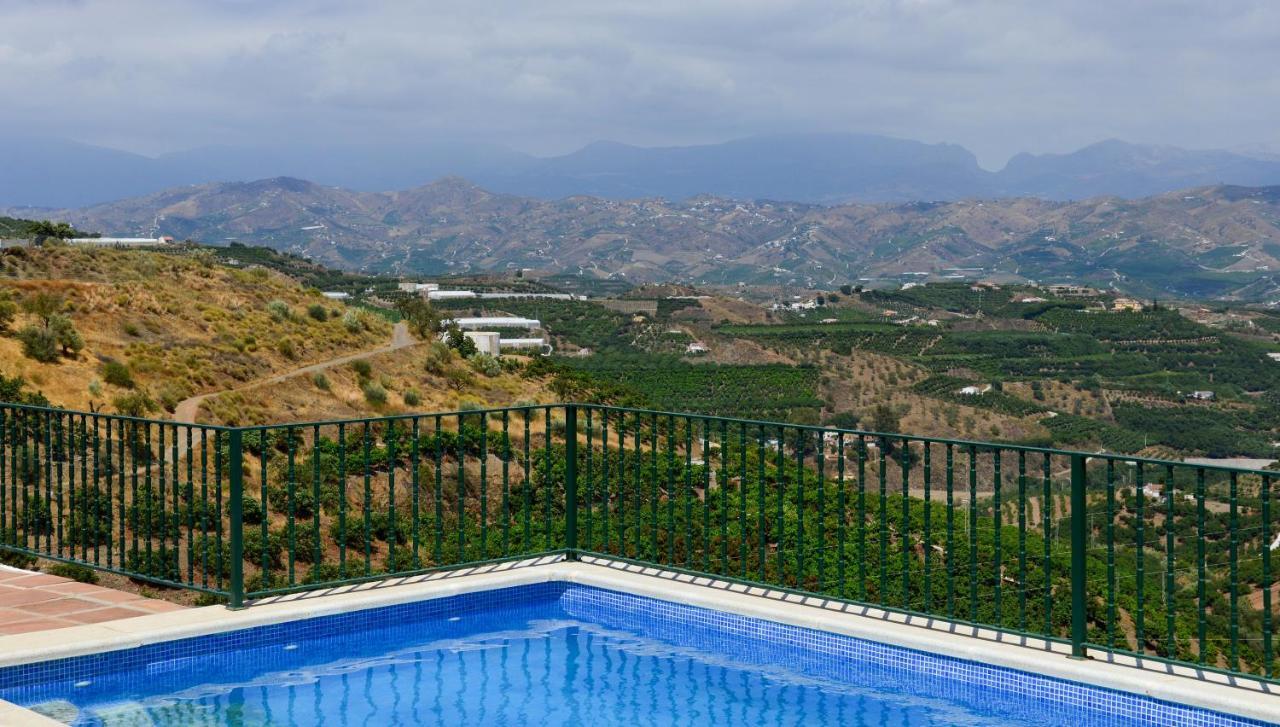 Villa Portillo Iznate Exterior photo