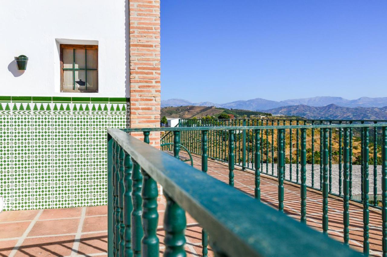 Villa Portillo Iznate Exterior photo